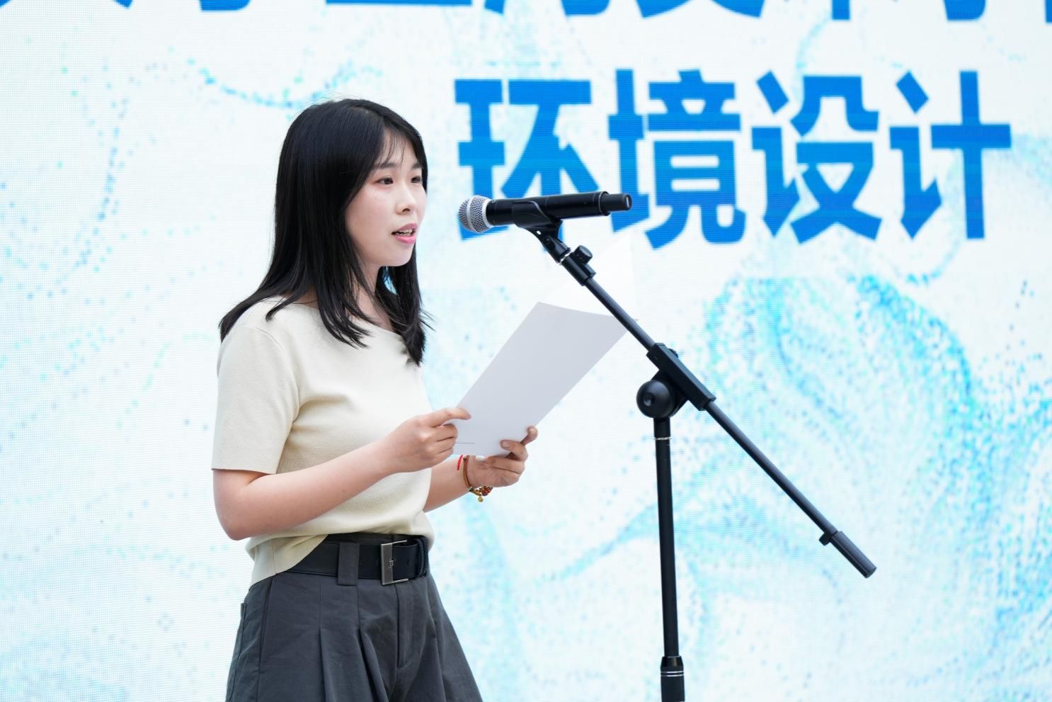 F4968945A53025B839F3455A91B_32F91F15_26EC8