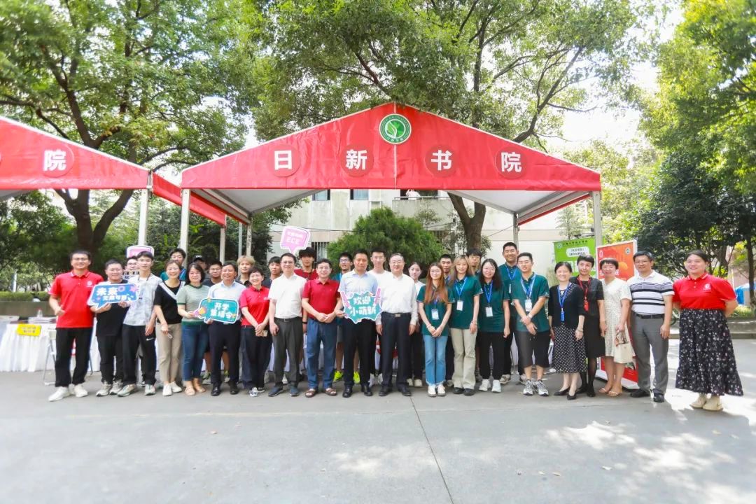 D6A21660AEC3A86A3741C8BC430_D1BD0DC0_2E1E9